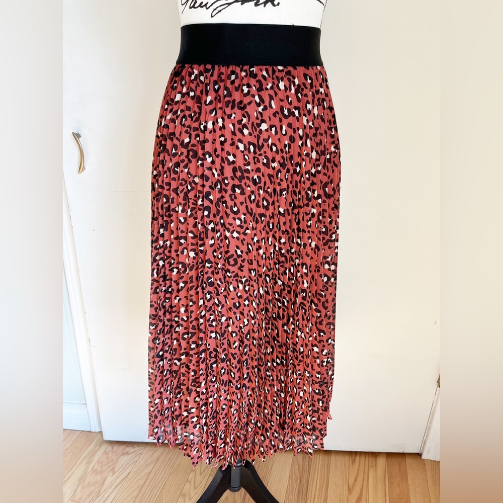 EVRI plus size animal print pleated skirt size 18W